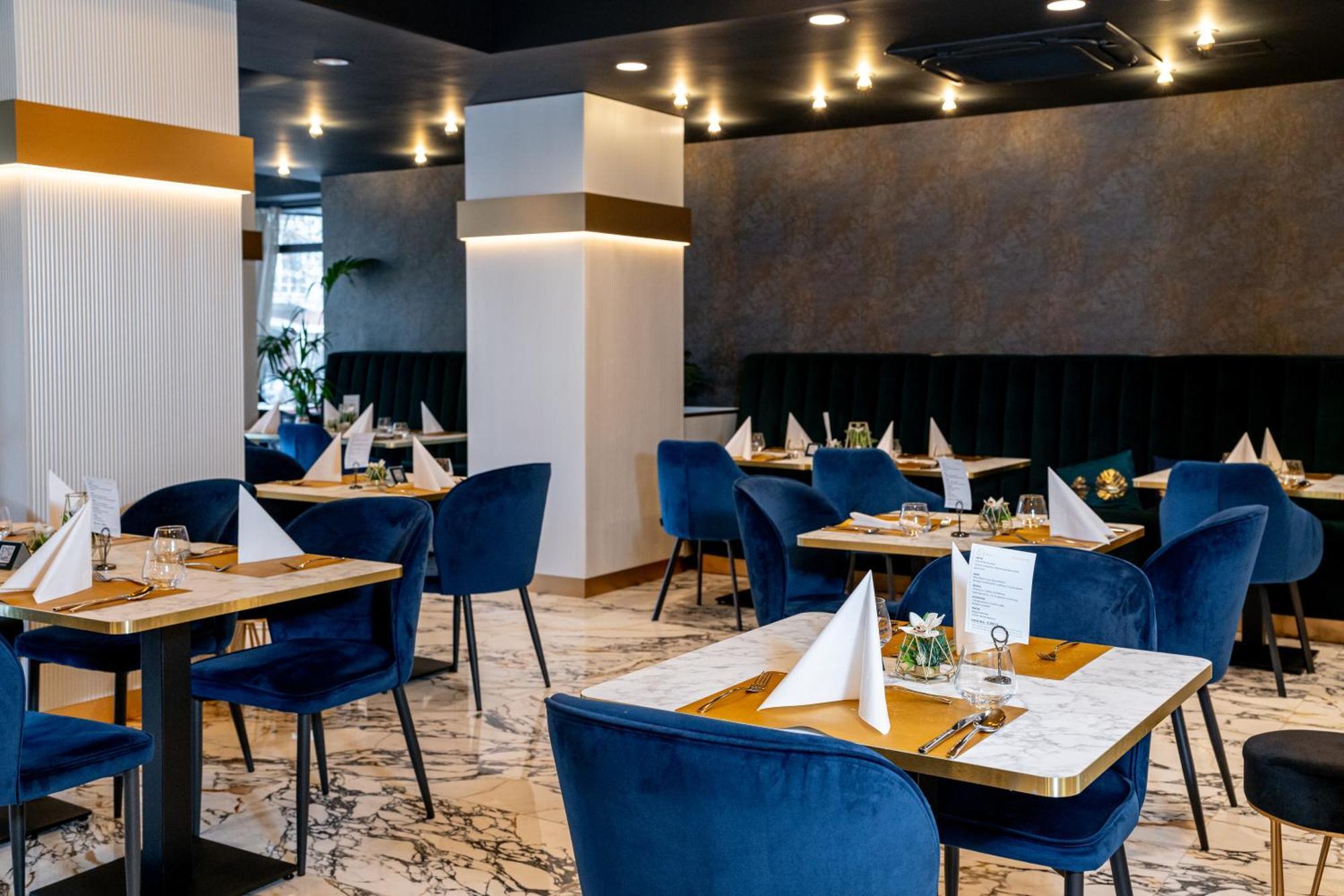 Hotel Szatmari & Etterem Jászberény Eksteriør billede